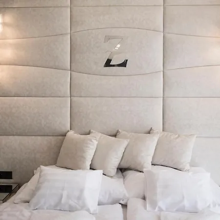 Z Boutique Smart Hotel, Szemelyzet Nelkuel Bed & Breakfast