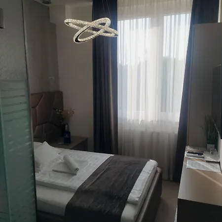 Z Boutique Smart Hotel, Szemelyzet Nelkuel Bed & Breakfast 4*