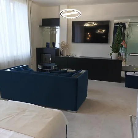 Z Boutique Smart Hotel, Szemelyzet Nelkuel 4* Zalaegerszeg