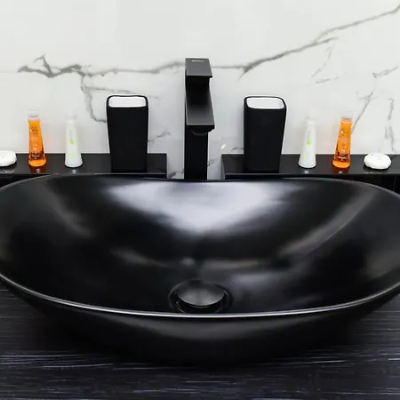 Z Boutique Smart Hotel, Szemelyzet Nelkuel Bed & Breakfast 4*