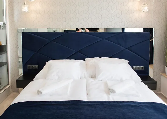 Z Boutique Smart Hotel, Szemelyzet Nelkuel לינה וארוחת בוקר זלאגרסג