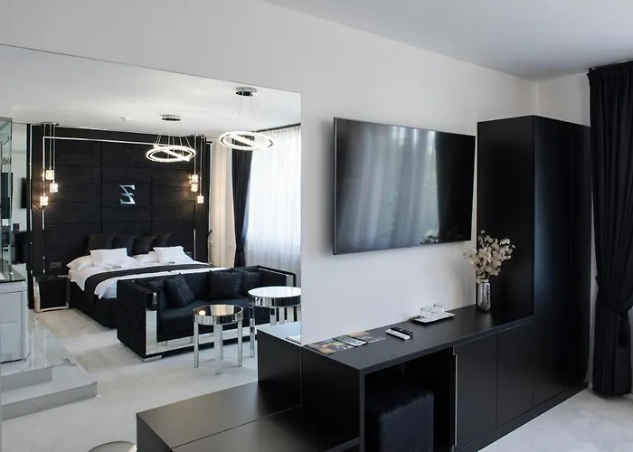 Z Boutique Smart Hotel, Szemelyzet Nelkuel זלאגרסג