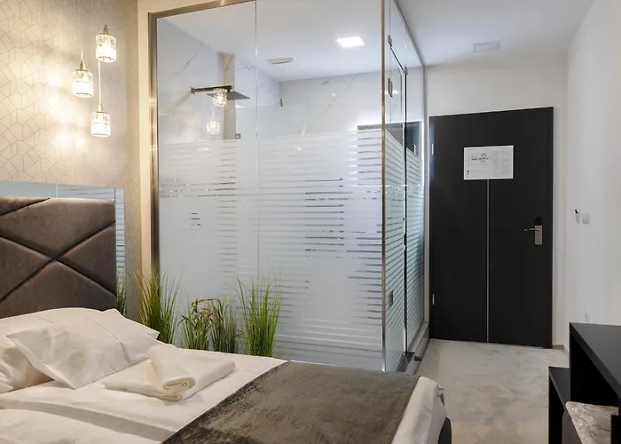 לינה וארוחת בוקר Z Boutique Smart Hotel, Szemelyzet Nelkuel זלאגרסג