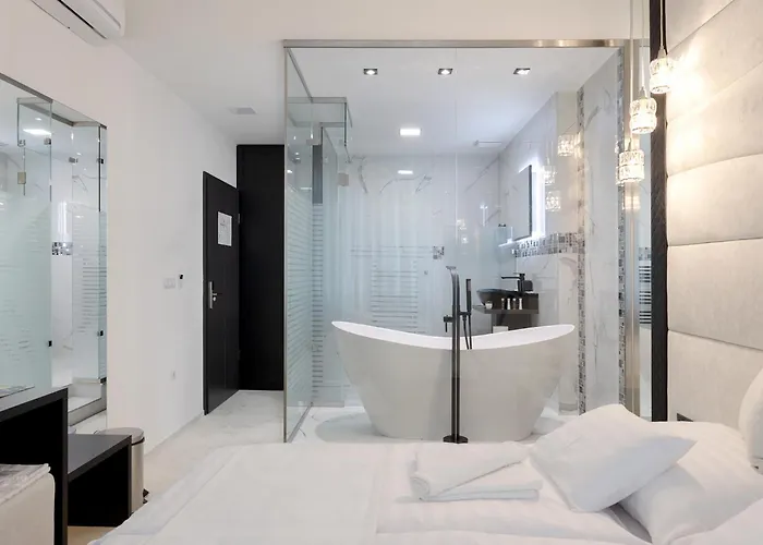 לינה וארוחת בוקר Z Boutique Smart Hotel, Szemelyzet Nelkuel זלאגרסג