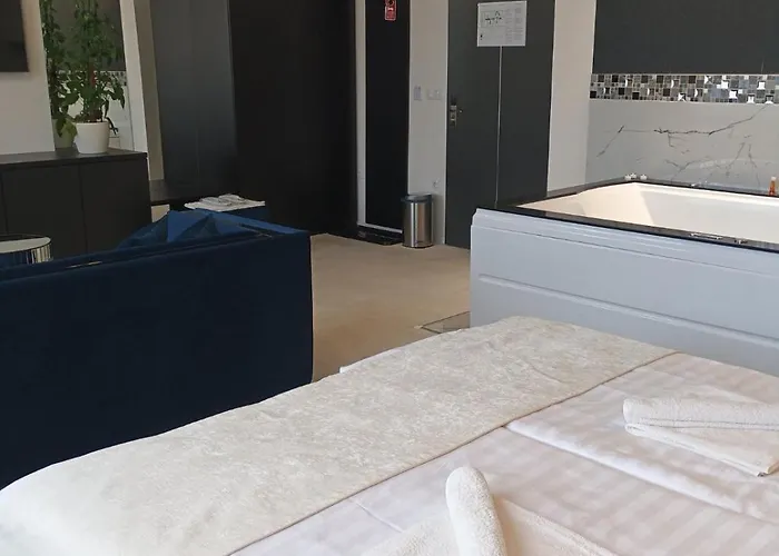 לינה וארוחת בוקר Z Boutique Smart Hotel, Szemelyzet Nelkuel